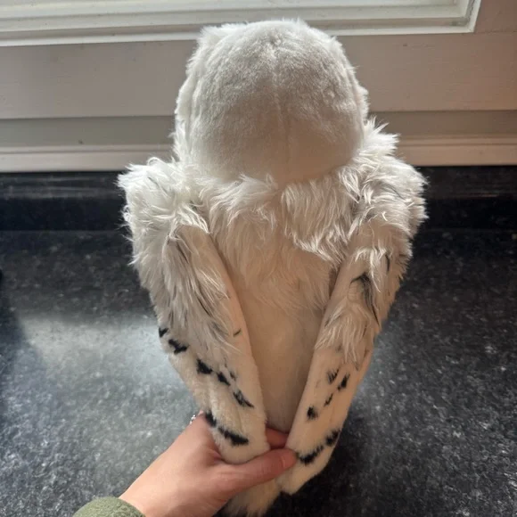 Wizarding World Noble Collection Hedwig Large Plush - Picture 6 of 8